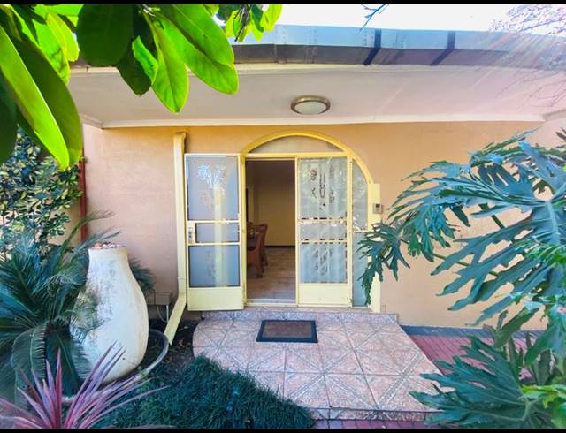 4 BEDROOM HOUSE FOR SALE IN PRIMROSE